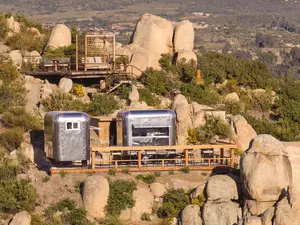 Roka Pools & Food Trucks